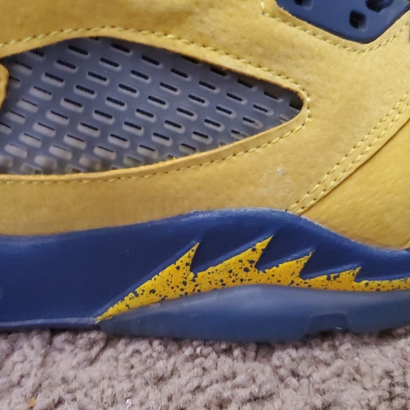 jordan 5 retro inspire laney varsity limited edition rare! mens high tops mid hi main image 15